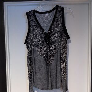 VENUS Black and White Patterned Cold Shoulder Top